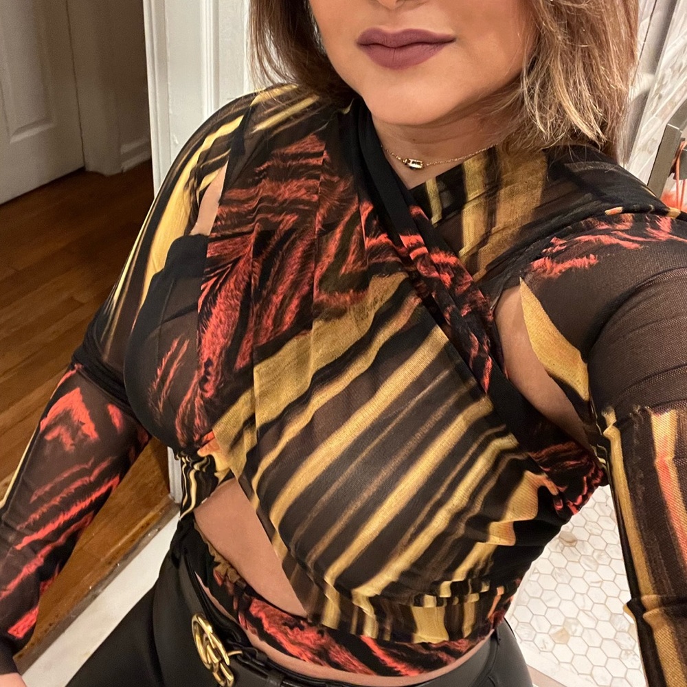 Power Mesh Mock Neck Crop Top